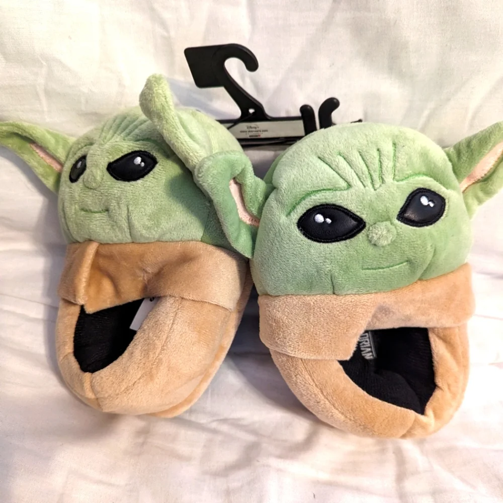 Star Wars Mandalorian Baby Yoda Grogu Kids Slippers BNWT